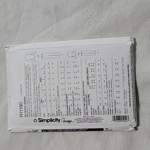 Simplicity Girl's And Misses' Loungewear Pattern - Picture 2 of 5